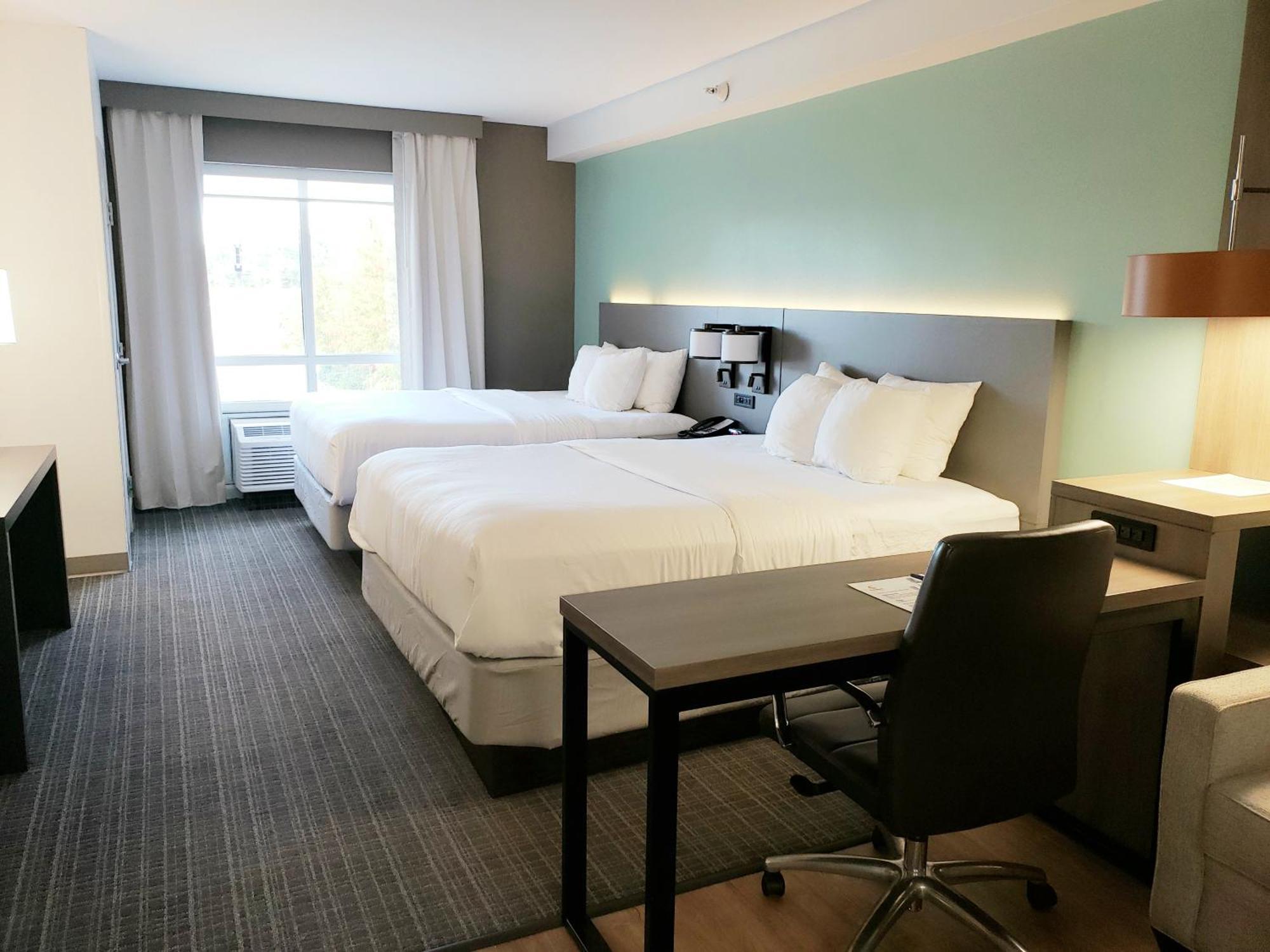 Comfort Hotel 3*